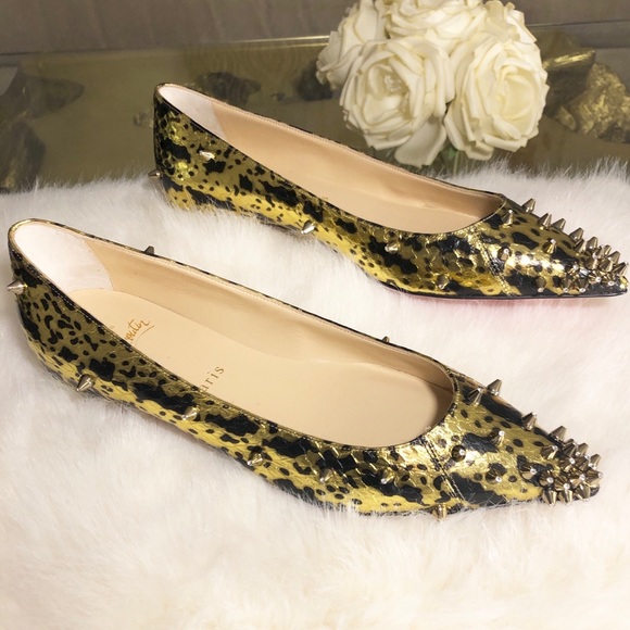 NEW/Unworn Christian Louboutin spiked snake flats - Picture 2 of 7